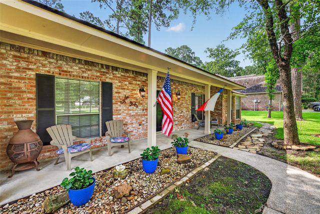 97 Panorama Drive, Panorama Village, TX 77304