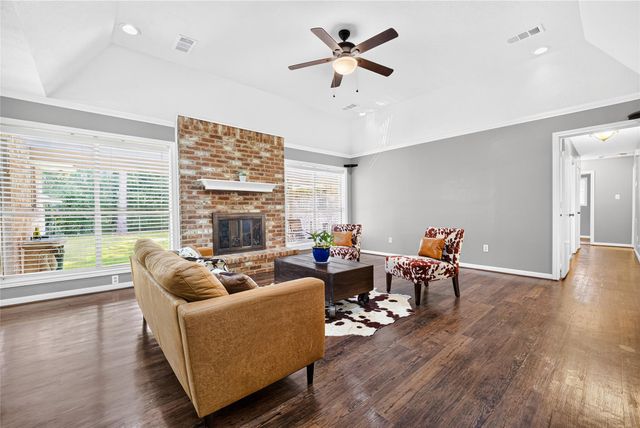 97 Panorama Drive, Panorama Village, TX 77304