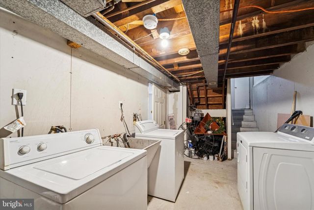 2659 DAPHNE RD, Philadelphia, PA 19131