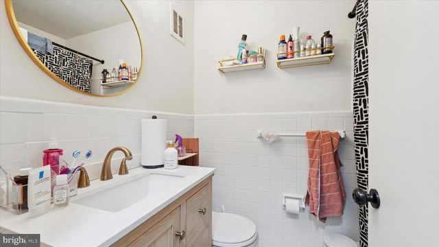 2659 DAPHNE RD, Philadelphia, PA 19131