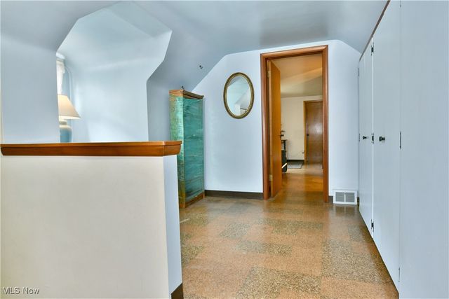 5451 Virginia Drive, Austintown, OH 44515