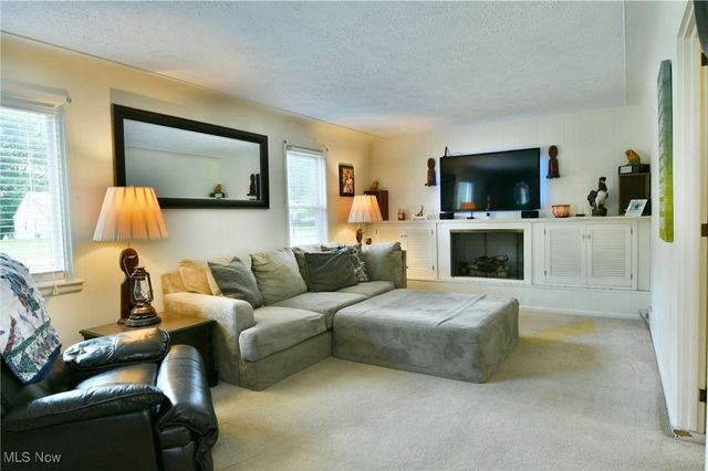 5451 Virginia Drive, Austintown, OH 44515