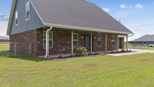 19305 S Deer Trail Road, Claremore, OK 74019