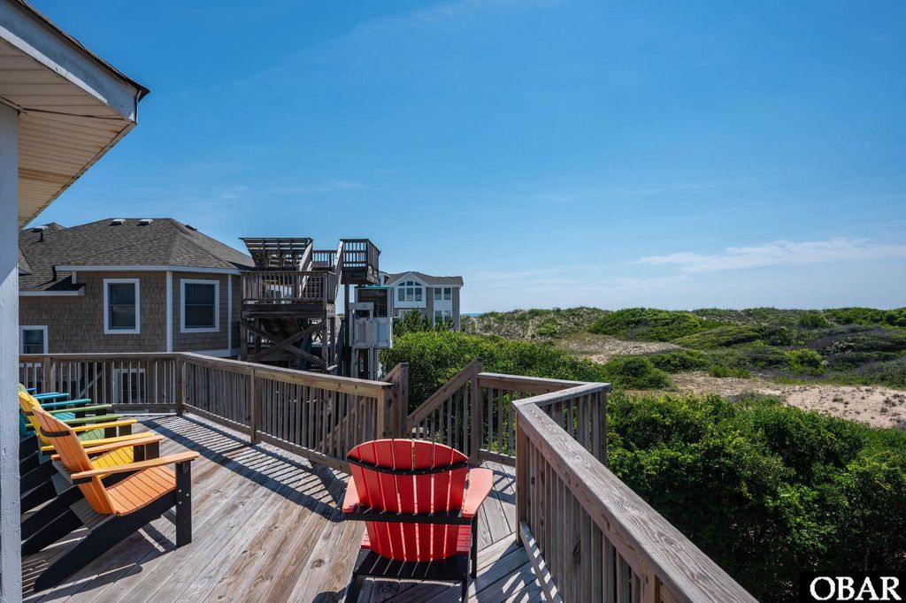 Image 17 of property listing at 644 Ocean Front Arch Lot 4, Corolla, NC 27927