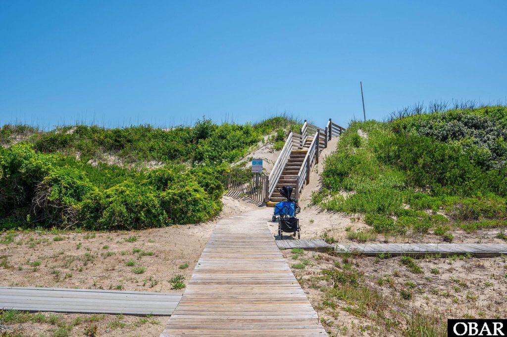 Image 52 of property listing at 644 Ocean Front Arch Lot 4, Corolla, NC 27927