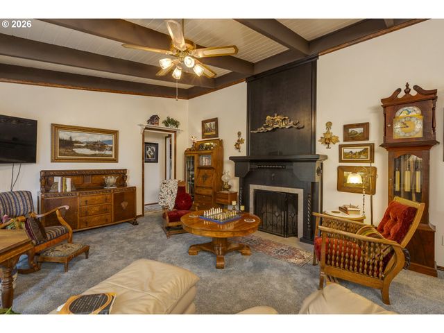 6690 AUMSVILLE Hwy, Salem, OR 97317