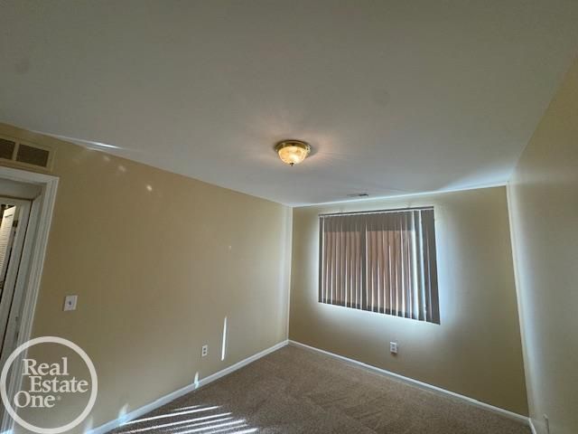 30757 Hidden Pines Lane, Roseville, MI 48066