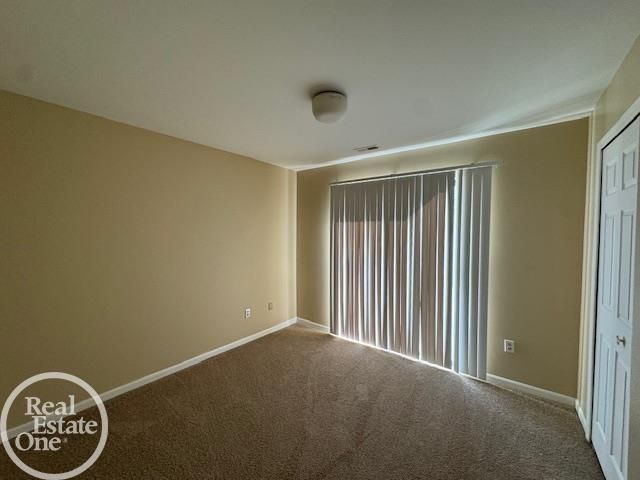 30757 Hidden Pines Lane, Roseville, MI 48066