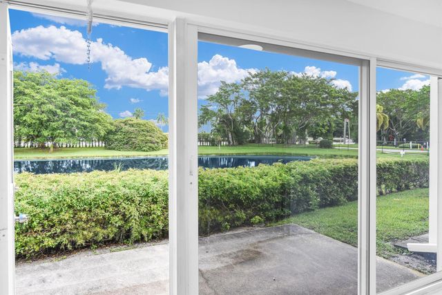 8807 Bella Vista Drive 280, Boca Raton, FL 33433