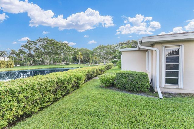 8807 Bella Vista Drive 280, Boca Raton, FL 33433