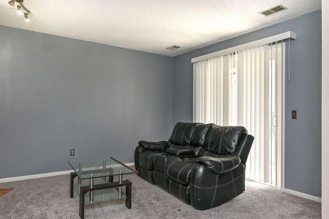536 78th Avenue NE, Spring Lake Park, MN 55432