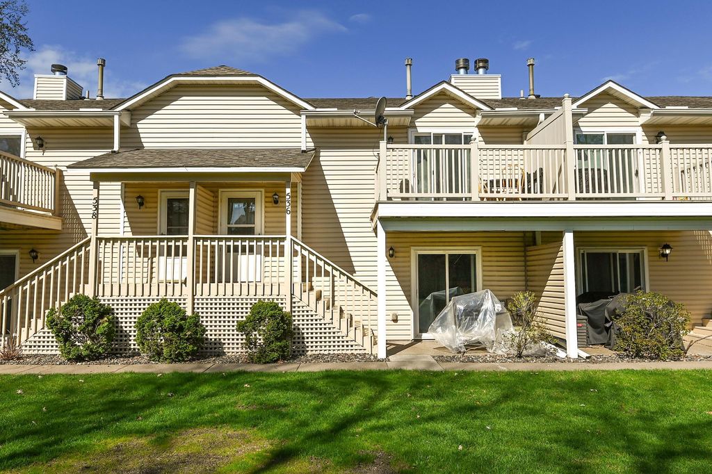 536 78th Avenue NE, Spring Lake Park, MN 55432