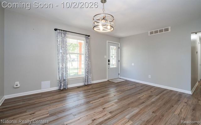 1061 Truwood Drive, Rochester Hills, MI 48307