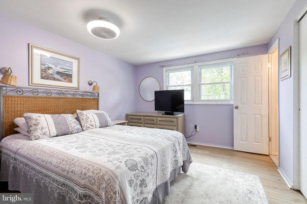 Image 16 of property listing at 2608 BRADWELL CT, Parkville, MD 21234