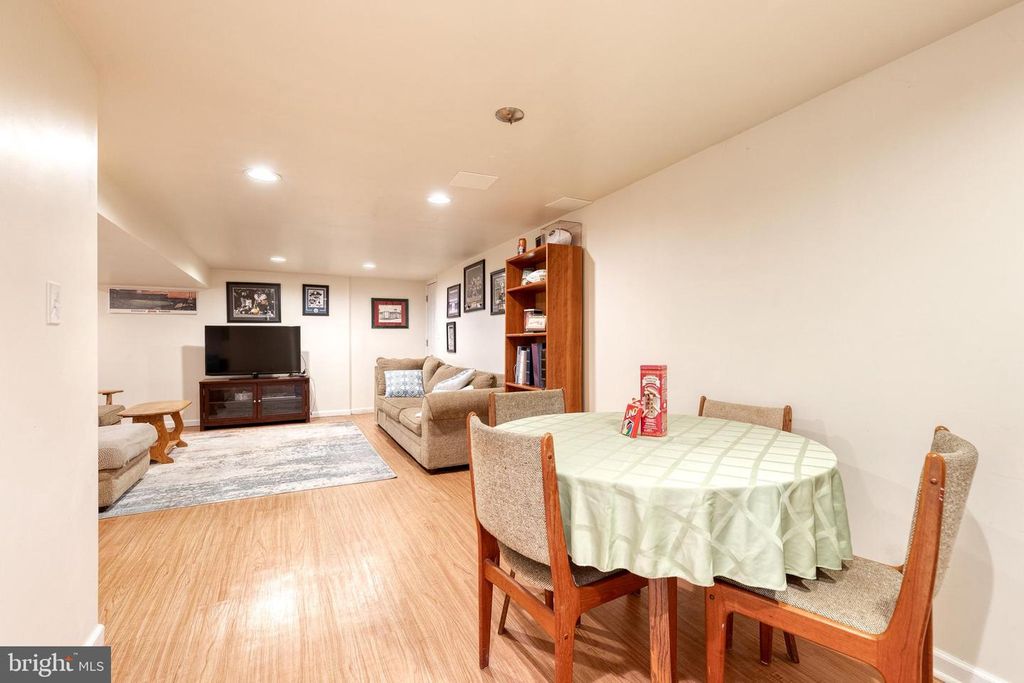 Image 23 of property listing at 2608 BRADWELL CT, Parkville, MD 21234