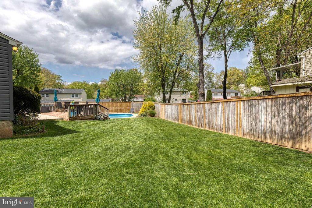 Image 32 of property listing at 2608 BRADWELL CT, Parkville, MD 21234
