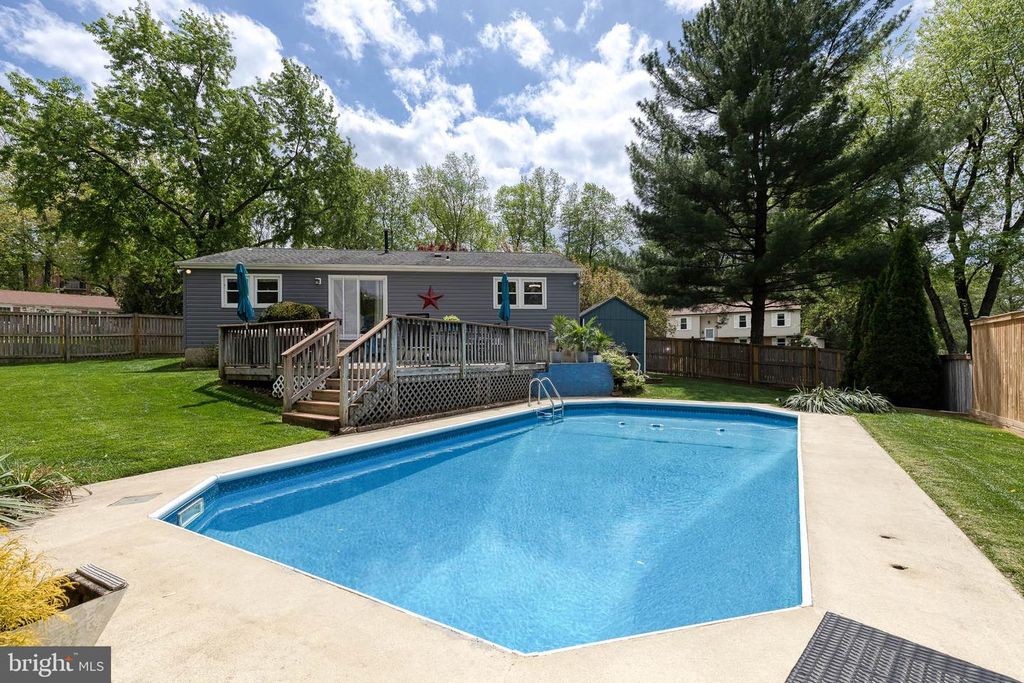 Image 41 of property listing at 2608 BRADWELL CT, Parkville, MD 21234