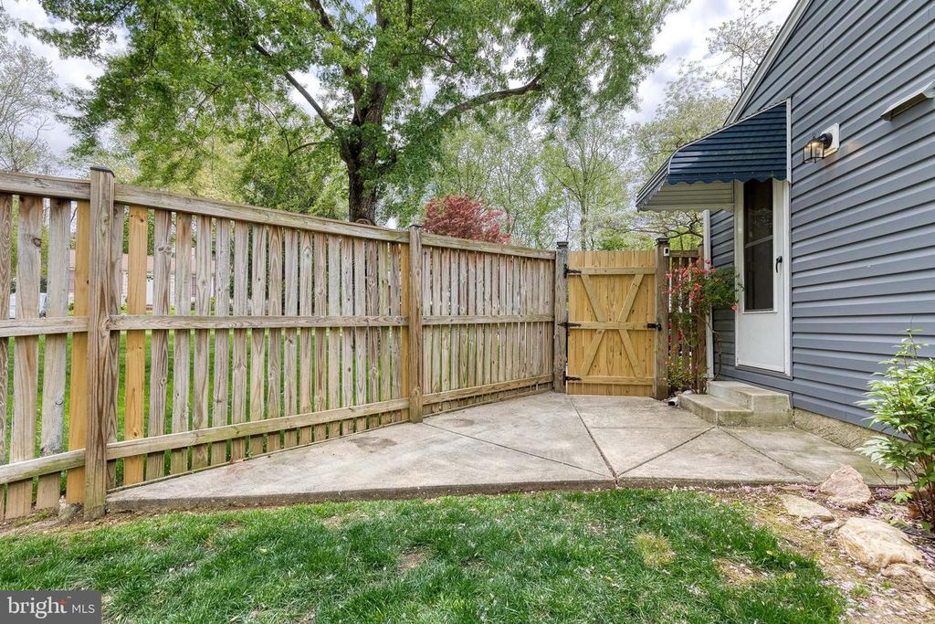 Image 43 of property listing at 2608 BRADWELL CT, Parkville, MD 21234