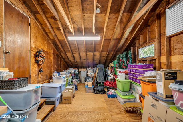 112 Pinewood Road, Toms River, NJ 08753