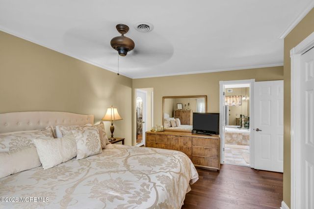 112 Pinewood Road, Toms River, NJ 08753