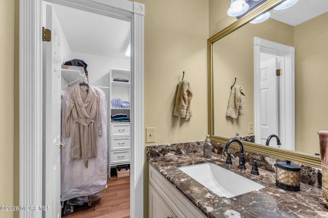 112 Pinewood Road, Toms River, NJ 08753