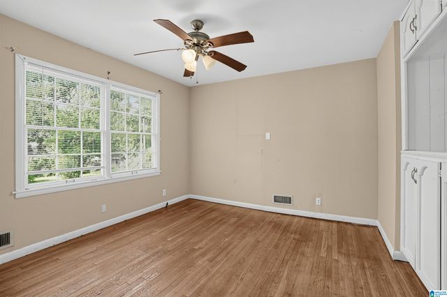 212 RED OAK ROAD, Birmingham, AL 35206