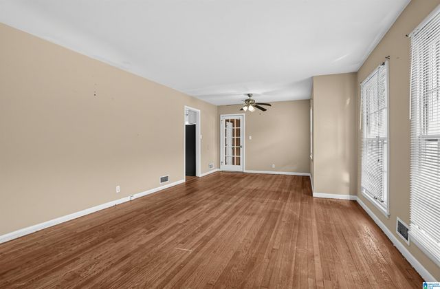 212 RED OAK ROAD, Birmingham, AL 35206