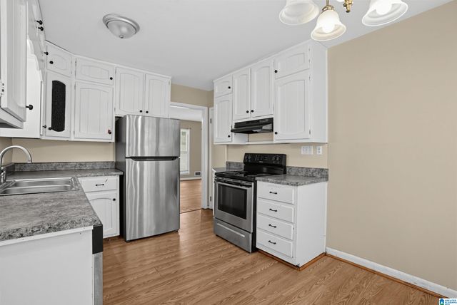 212 RED OAK ROAD, Birmingham, AL 35206