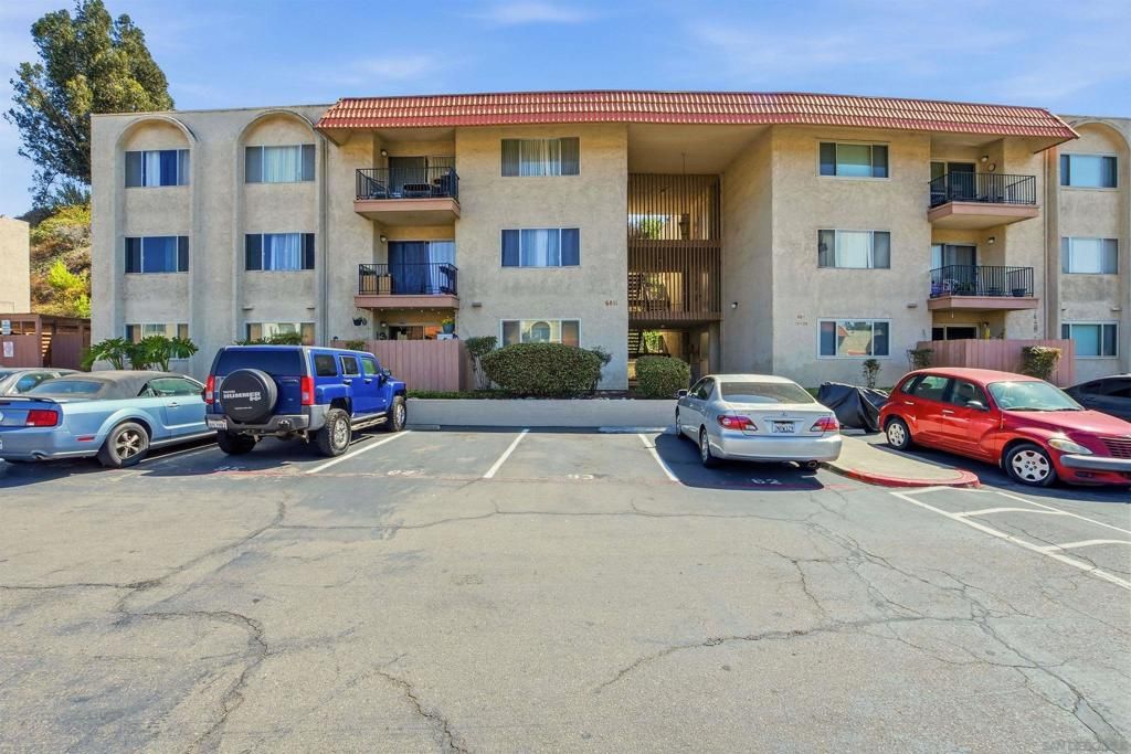 6811 Alvarado Rd 24, San Diego, CA 92120 — photo 2