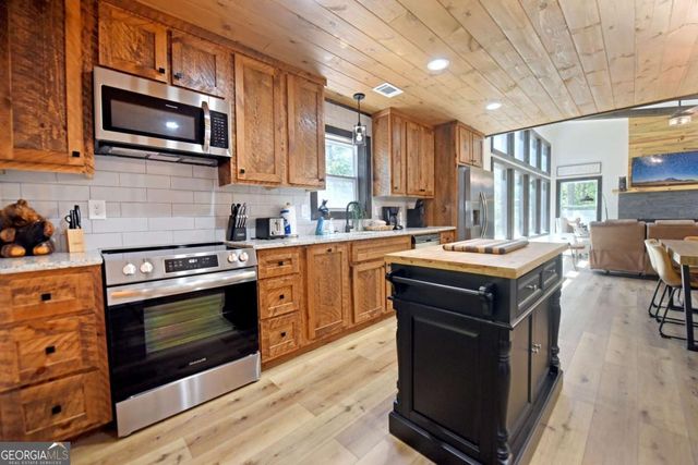 709 Lyric Lane, Ellijay, GA 30540