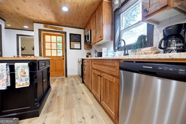 709 Lyric Lane, Ellijay, GA 30540