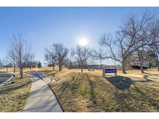 1226 S Quintero Ct, Aurora, CO 80017