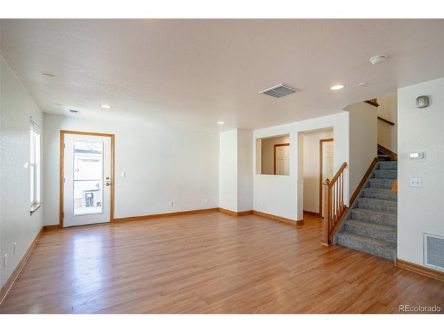 1226 S Quintero Ct, Aurora, CO 80017