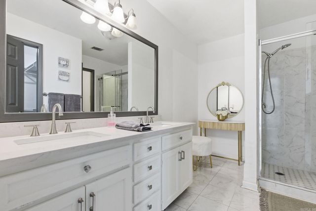 30 Summerland Ct, Little Rock, AR 72227