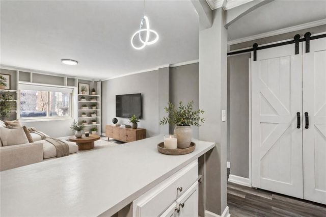 2285 Peachtree Road NE 404, Atlanta, GA 30309