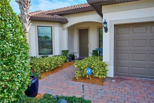5063 Pendelton Square, Vero Beach, FL 32967