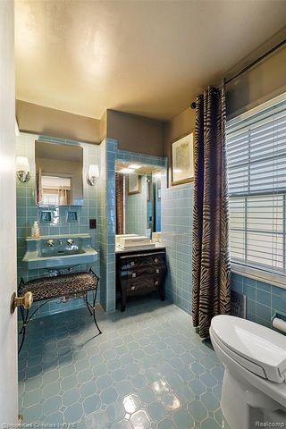 4795 W West Outer Drive, Detroit, MI 48221