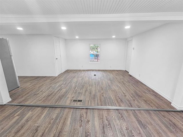 106 Silveroaks Street, Gun Barrel City, TX 75156