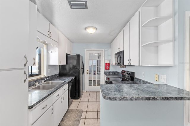 10577 SE 101ST AVENUE ROAD, Belleview, FL 34420