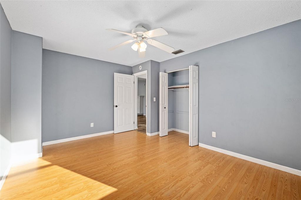 Image 14 of property listing at 10577 SE 101ST AVENUE ROAD, Belleview, FL 34420