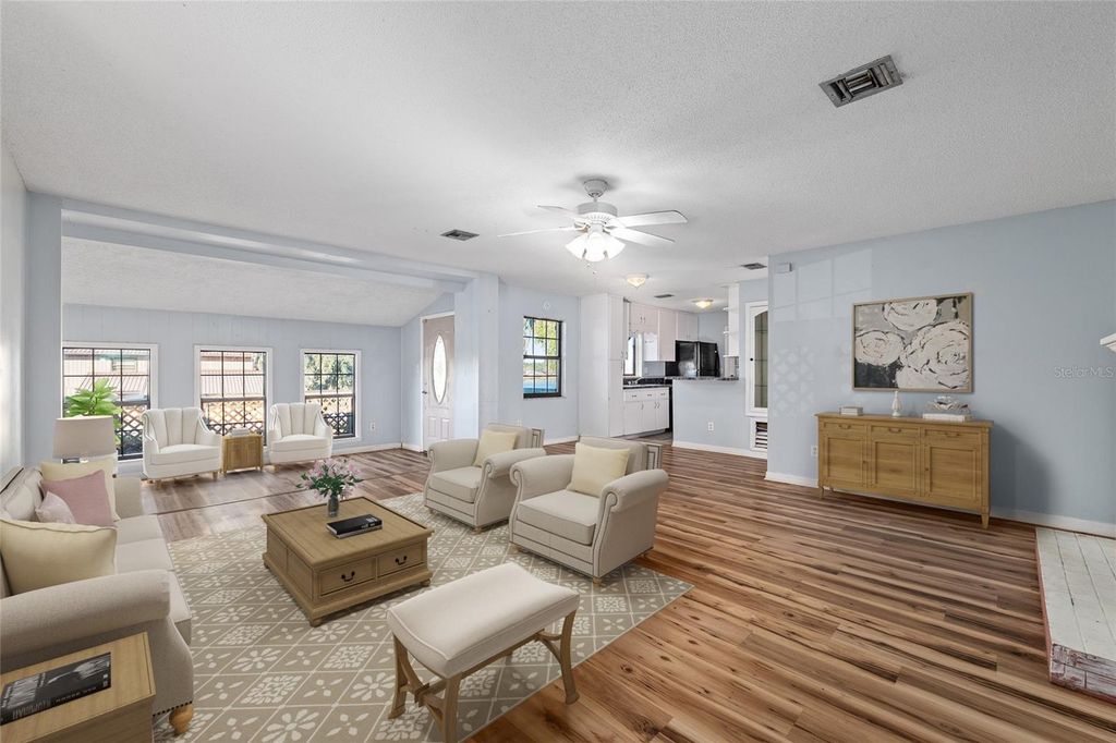 Image 5 of property listing at 10577 SE 101ST AVENUE ROAD, Belleview, FL 34420