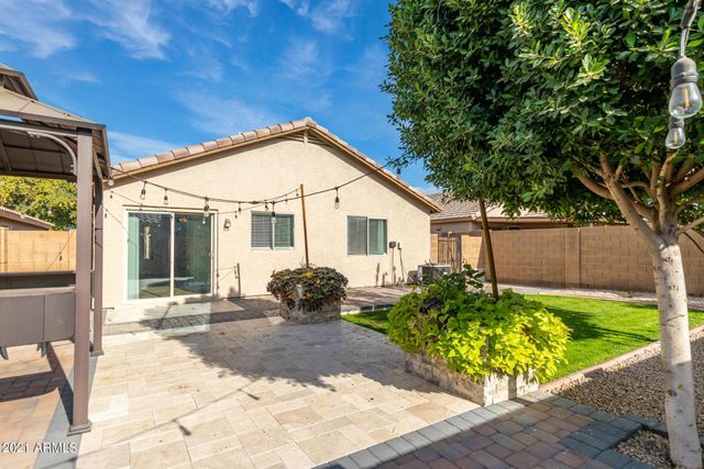 6521 W Pomo Street, Phoenix, AZ 85043