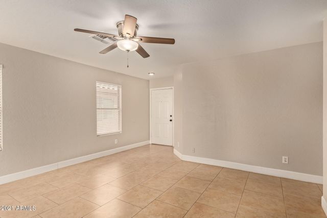 6521 W Pomo Street, Phoenix, AZ 85043