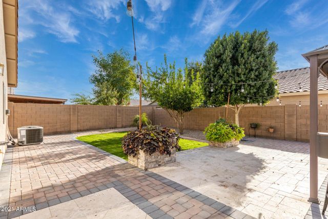 6521 W Pomo Street, Phoenix, AZ 85043