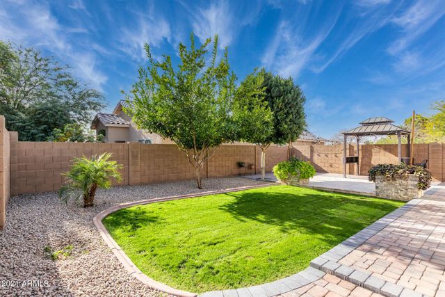 6521 W Pomo Street, Phoenix, AZ 85043