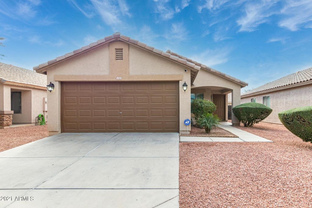 6521 W Pomo Street, Phoenix, AZ 85043