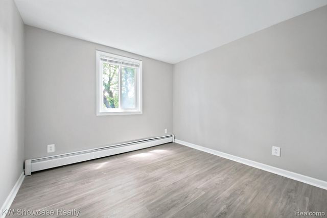 3412 W Clarice Avenue, Highland Charter Township, MI 48356