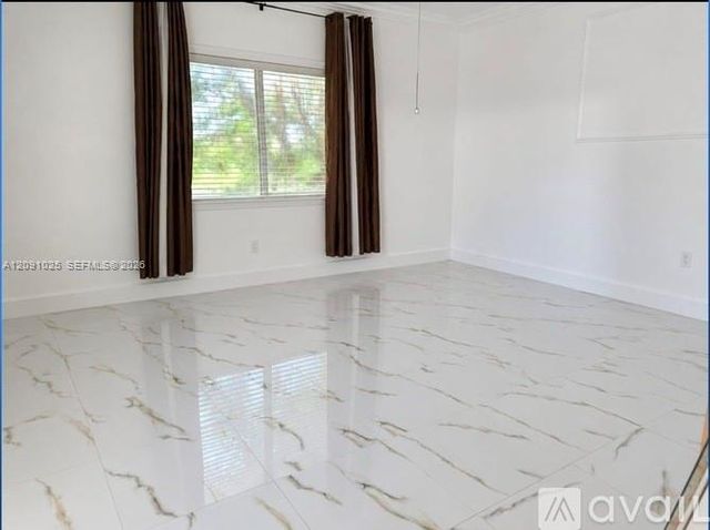3113 SE 2nd Drive 0, Homestead, FL 33033