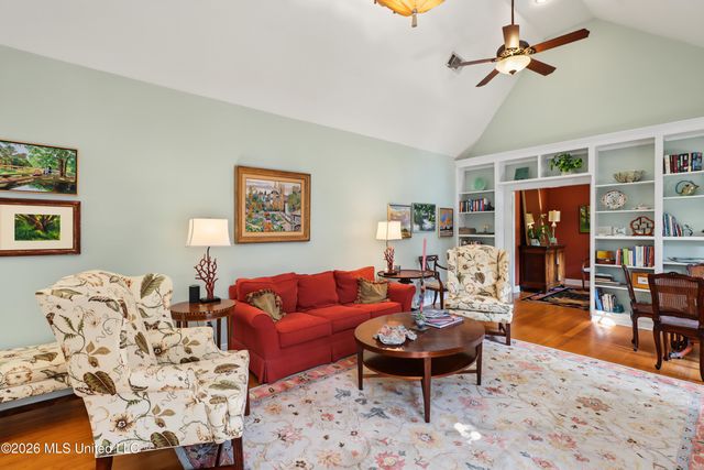 916 Bent Tree Circle, Pass Christian, MS 39571