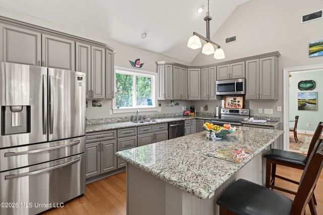 916 Bent Tree Circle, Pass Christian, MS 39571
